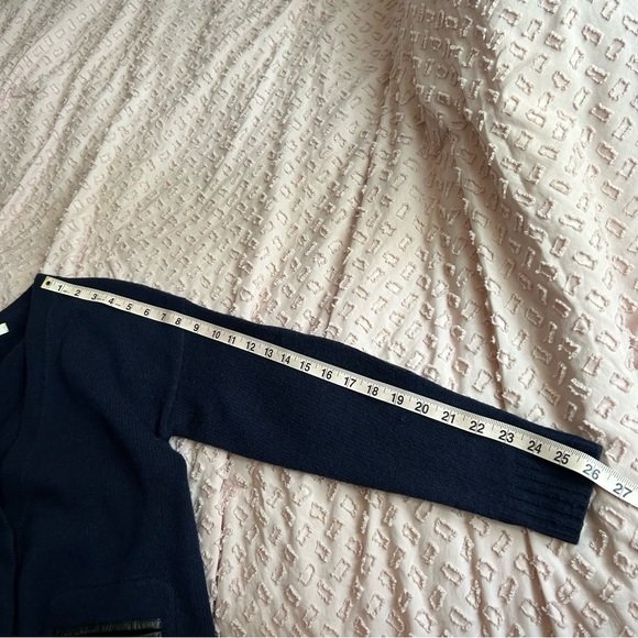 Madewell lambs wool w/ 100% leather trim pockets & elbow patches Size XS cardi - Picture 13 of 16
